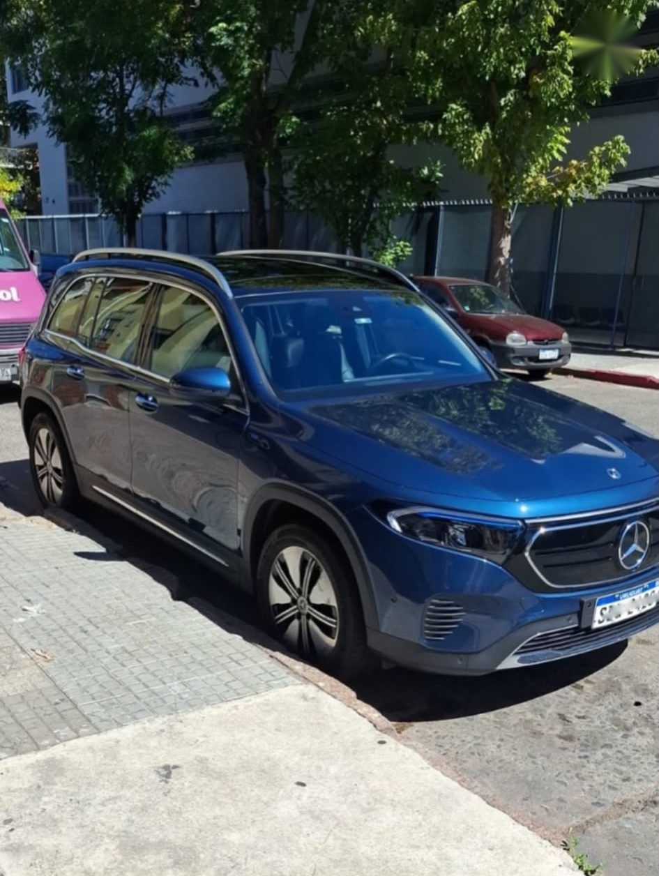 Auto terminado